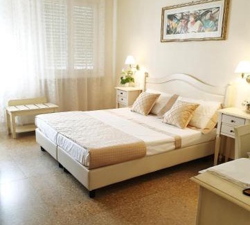 Santa Caterina House | il Castello Guest House