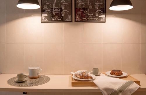 Quartiere XXXIII Lido di Ostia Ponente Apartment | Il Ciliegio di NI, Eleganza e Comfort vicino al mare