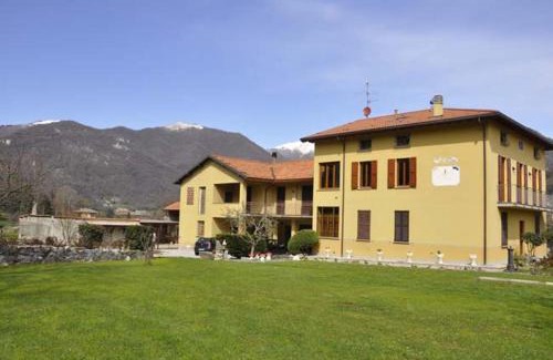 Erba Bed & Breakfast | il coniglio sulla luna