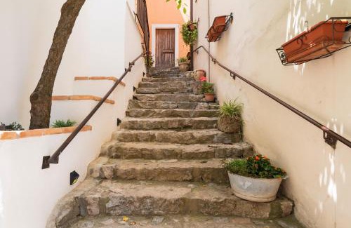 Ulassai House | Il Filo Azzurro Ulassai