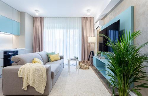 Pipera Apartment | Il Lago - Turquoise - Cozy Luxurious Smart Home By The Lake