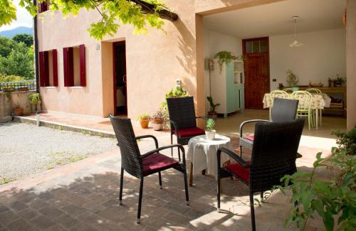 Crespano del Grappa Apartment | IL PORTICO VERDE