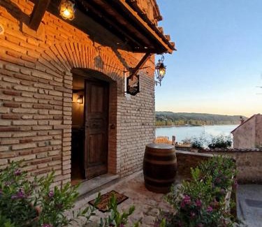 Lake Bracciano Apartment | Il Puledro Impennato - Rifugio del Lago con Vista