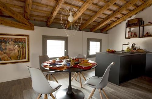 Crocetta del Montello House | Il Re Della Cantina-Due Appartamenti tra le colline UNESCO con una e due camere