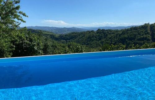 Cassinasco House | IL SEGNAVENTO