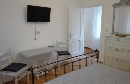 Venaria Reale Apartment | IL SOLE Villino centro storico, giardino, free parking, free Wi-Fi