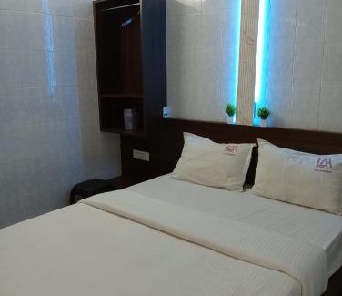 Triplicane Hotel | Ilah residency