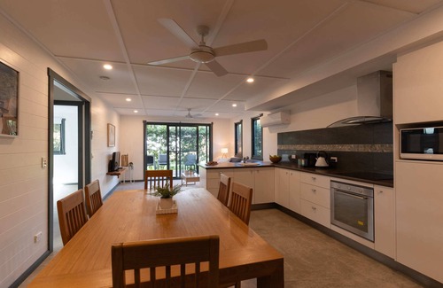 Dicky Beach Apartment | ilalo at Dicky Beach