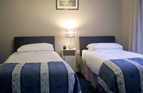 Skibbereen Bed & Breakfast | Ilenroy House B&B