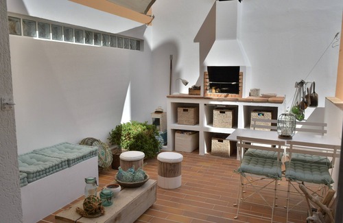 Les Iles Apartment | ILES DU FRIOUL CHARMANT T2 55m², SEA VIEW, TERRACES AND BARBECUE