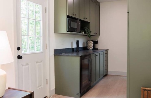 Luther Apartment | Ilex Forest Retreat: Blackthorn