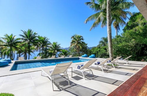 Angra dos Reis Villa | Ilha do Japão - Private Luxurious Island in Angra dos Reis - Ang003