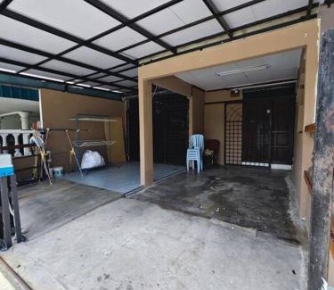 Lunas House | IlhamD' Homestay Kulim 5 Bedroom with 3 Toilet