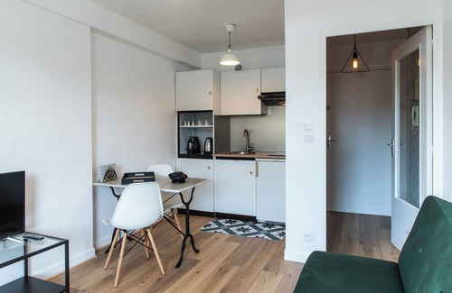 Cote de Granit Rose Apartment | Iliöz : Beautiful Duo Escape, Ideal Location