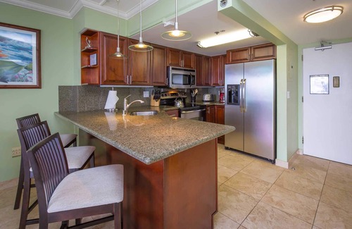 Waikiki Condo | Ilikai 1102 Ocean/Sunset/Marina Views King Bed, Sofa Bed