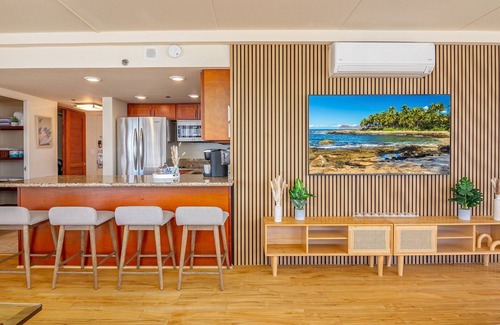 Waikiki Hotel | Ilikai Hotel, 2Units, Sleeps 10 in total. Great for Families & Groups