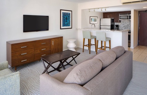 Waikiki Condo | Ilikai Hotel & Luxury Suites JRCV-2: Luxury Studio w/City Views
