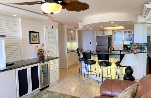 Waikiki Condo | Ilikai Marina #0788 1 Bedroom 1 Queen 1 Sofa Bed: 1 BR, 1 BA Condominium in Honolulu, Sleeps 3