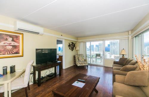 Waikiki Apartment | Ilikai Tower 2109 City View 2BR