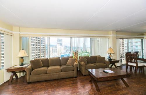 Waikiki Apartment | Ilikai Tower 2109 City View 2BR