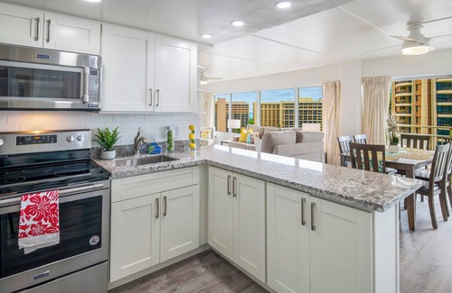 Waikiki Condo | Ilima Suite at The Ilikai | Short Stroll to Beach!