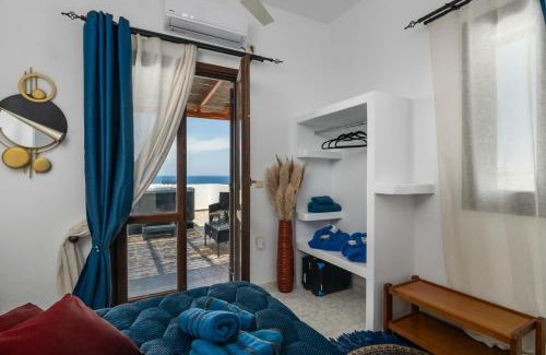 Milos Apartment | Iliovasilema Studios