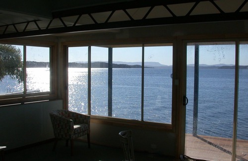 Nords Wharf House | Illawong Nord's Wharf