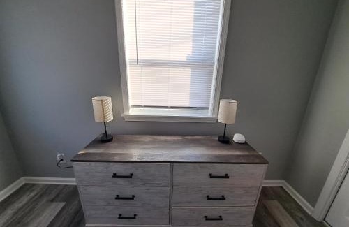 Streator House | Illini Hideaway