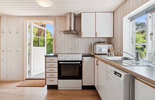 Snogebaek House | "Ilmari" - 150m from the sea by Interhome