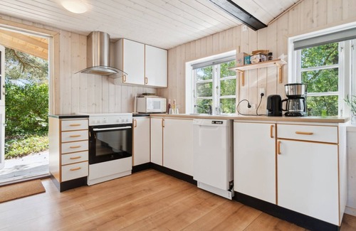 Snogebaek House | "Ilmari" - 150m from the sea by Interhome