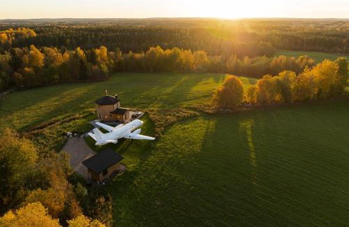 Uurainen Apartment | Ilmatar Airplane Lodge
