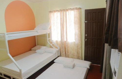 Jaro Apartment | Iloilo Transient Rooms Good for 15-20 pax