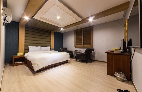 Baekseok-dong Hotel | Ilsan Baekseok Mirabel