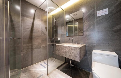 Janghang-dong Hotel | Ilsan Queen Town Hotel