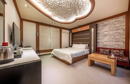 Goyang Hotel | Ilsan Tanhyeon Valentine
