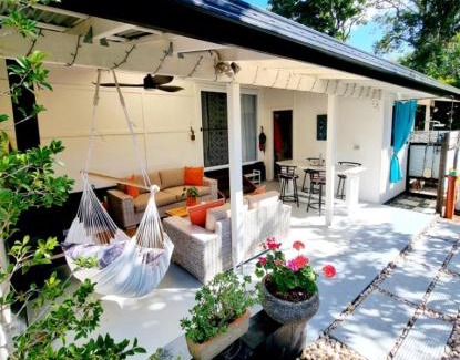 Iluka Apartment | "Iluka Stays" Cosy and Quaint Beach Pad in the heart of Iluka