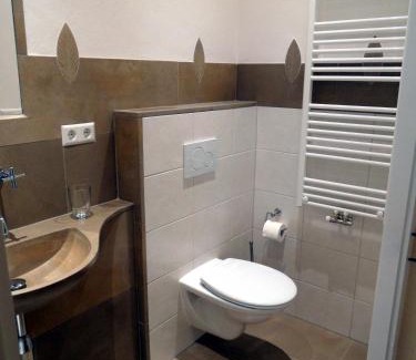 Weikersheim House | Im Bahnhof - Gästezimmer -