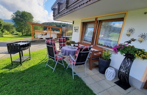 Lam Apartment | Im Schönen Lamer Winkel, Ortsteil Buchetbühl Finden Sie Unsere neu Errichteten Ferienwohnungen. Unser Anwesen Befindet Sich Inmitten von Wiesen und Wäldern, Welche Direkt zum Erkunden Einladen. Egal zu Welcher Jahreszeit Genießen Sie Unsere Schöne La