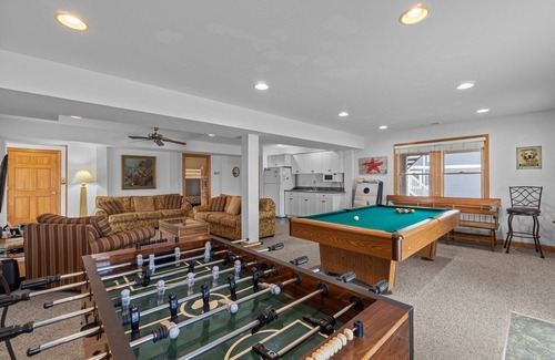 Ocean Sands House | Imagine yourself “Carolina Daydreamin” on the Outer Banks with the entire family.