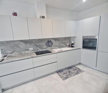 Cislago Apartment | Imeri