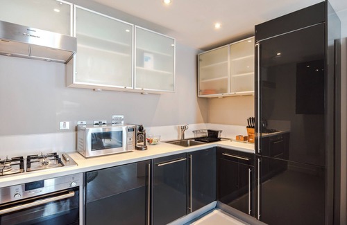 Carnaby Apartment | Immaculate 2-Bed Apartment in Prime Central London