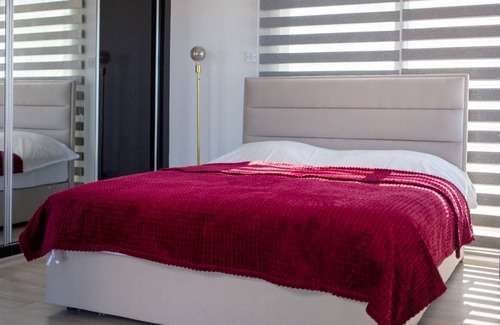 Aglantzia Apartment | Immaculate 2-Bed Penthouse in Kyrenia