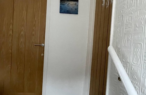 Luton House | Immaculate 3-Bed House in Luton