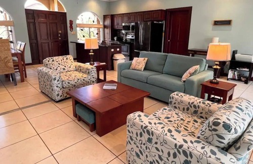 Bejuco Villa | Immaculate 3 bedroom, 3 bathroom private villa with private pool