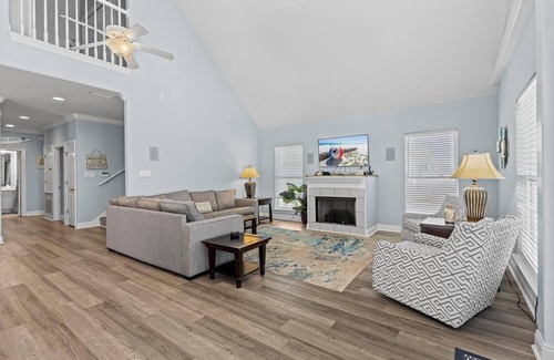 Gulf Shores House | Immaculate 3BR/2 BA 2400+ Square Foot House w/Private Pool - No Detail Missed
