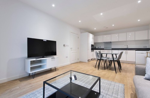 Stratford and New Town Apartment | Immaculate and Luxury 2 bed London Apartment