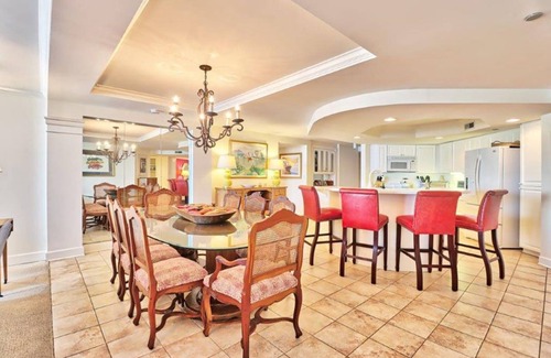 Litchfield by the Sea Condo | Immaculate Beachfront Penthouse