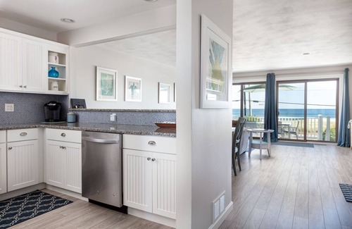 Eastward Look House | Immaculate Condo, Ocean Views, Steps to Beach