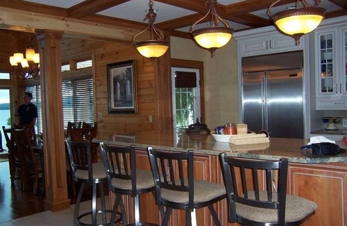 Cedar House | Immaculate Lake Leelanau home. Close to everything in the Leelanau Peninsula.