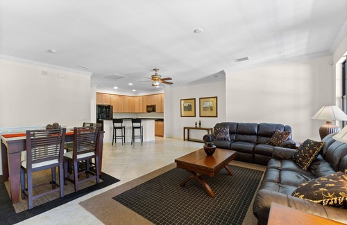 Ole Condo | Immaculate Lely Condo | 3 Bed + 2 Bath